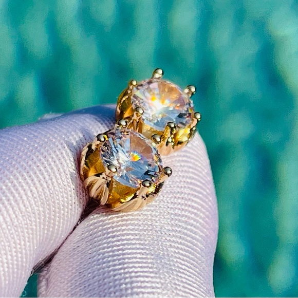 18k Yellow Gold Plated Cubic Zirconia Stud Earrings Stone Color is White - Picture 6 of 14